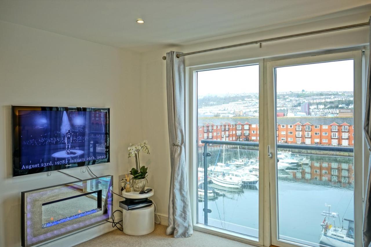 Soak Up The Light At A Soothing, Stylish Apartment In Swansea Marina Dış mekan fotoğraf
